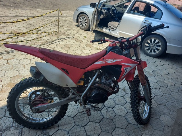 XR 200 ROUPA CRF 230