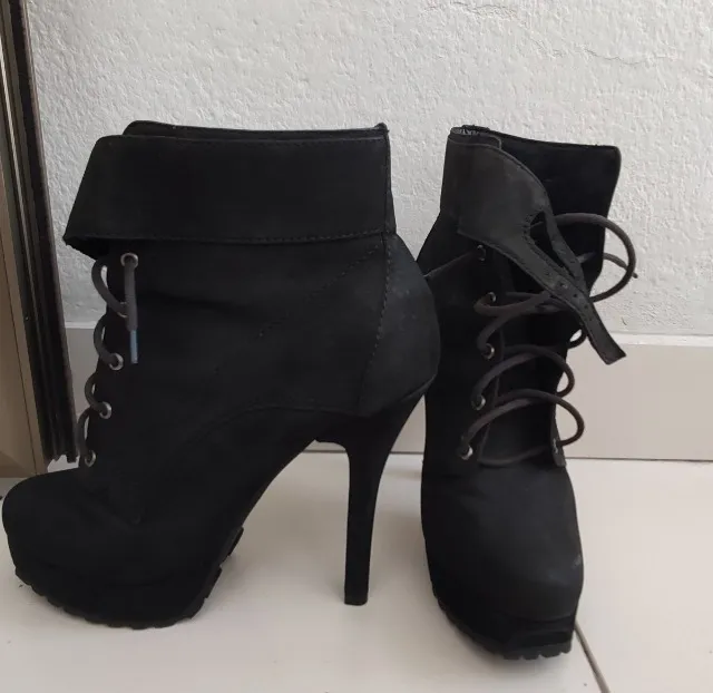 bota coturno preta schutz 35