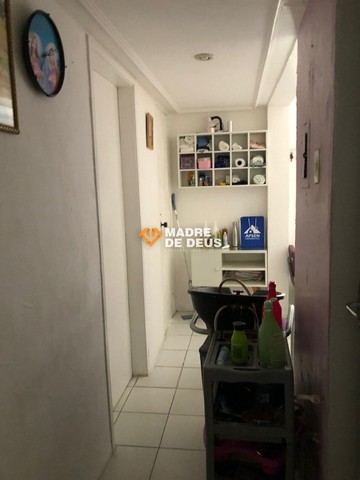 EXCELENTE CASA COMERCIAL DE ESQUINA (PE. VALDEVINO C/ MONS. BRUNO) - Foto 2