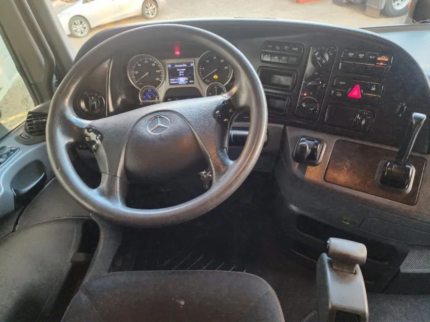 Mercedes-Benz Actros 2651 Mega Space 6X4 - Foto 9