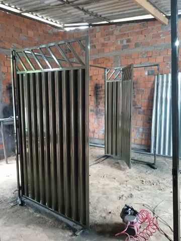 PORTÃO DE DUAS FOLHAS MATERIAL METALON E CHAPA ANDULADA GALVANIZADOS METALÚRGICA JG  - Foto 4