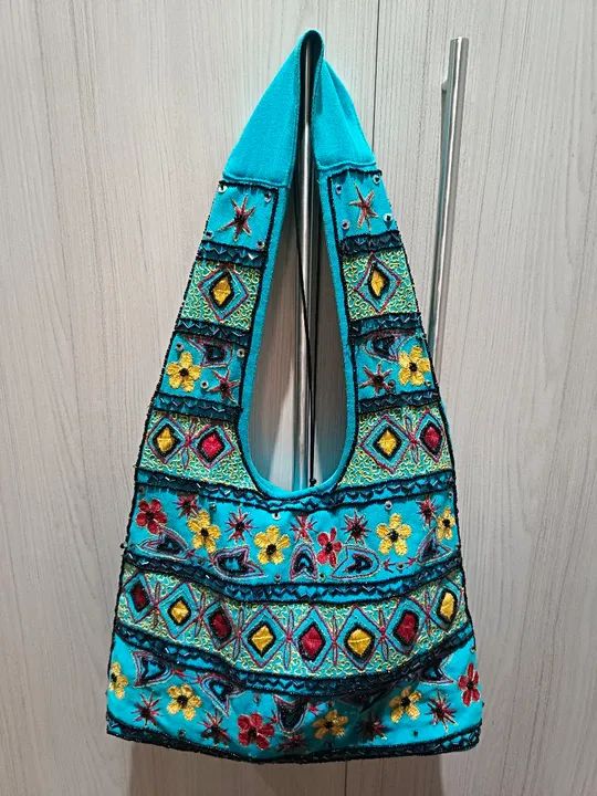 Bolsa hippie boho azul turquesa bordada