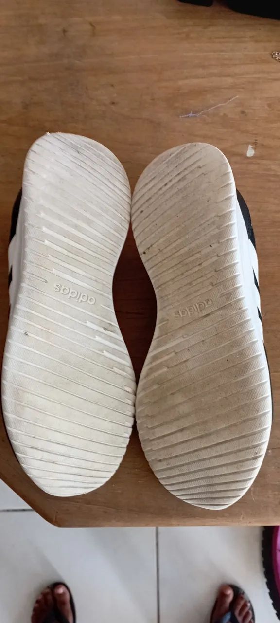 Tênis Adidas usado - Foto 2