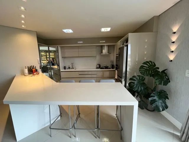 APARTAMENTO EDIFICIO MAYA STELATTA ZONA 3 EM MARINGÁ COM 3 SUÍTES - Foto 2