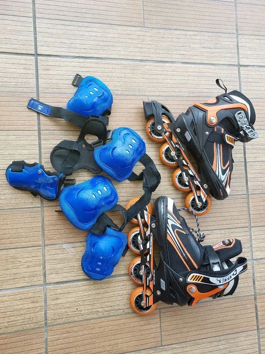 Patins Inline Infantil + Proteções pouco usado