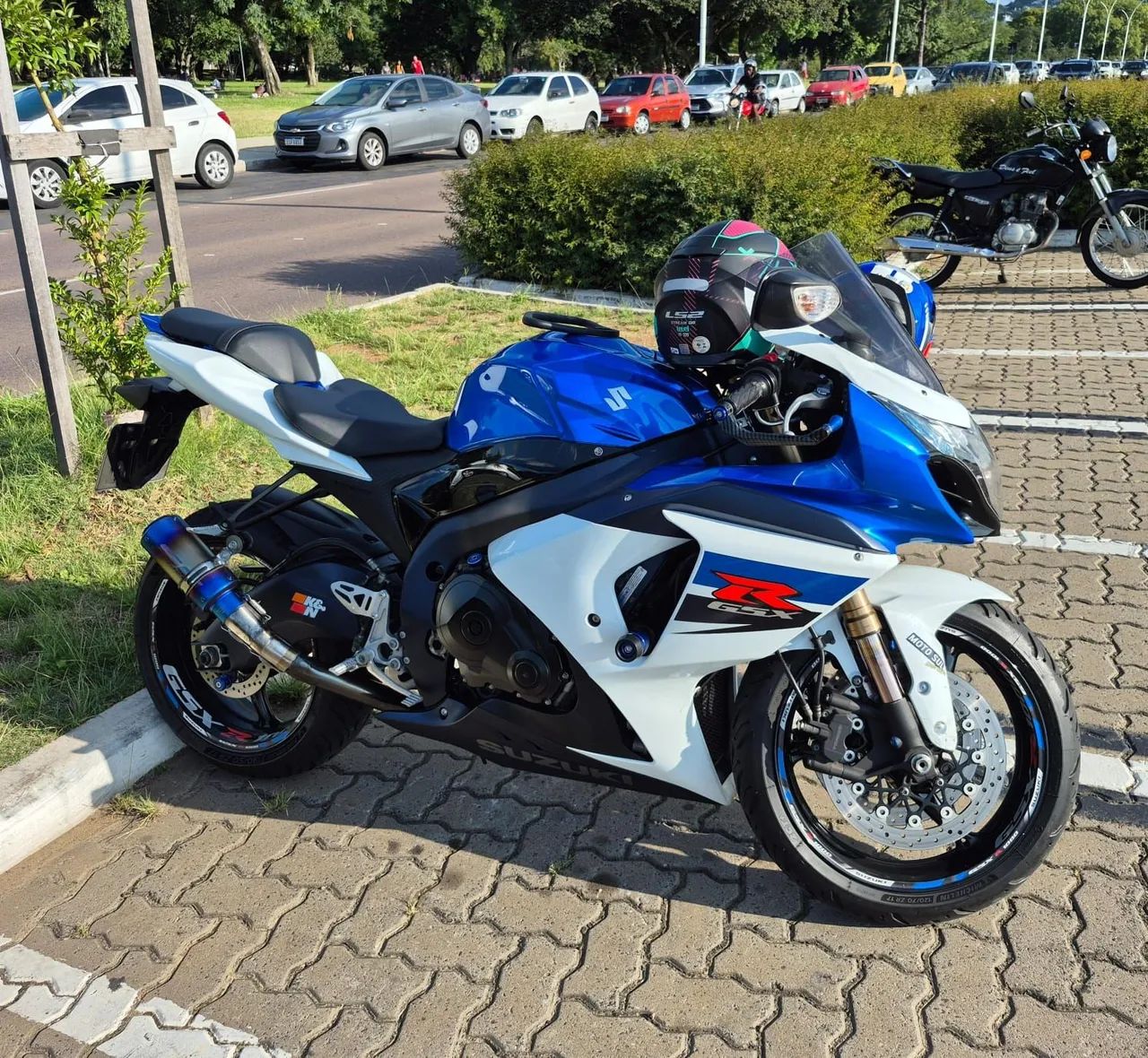 SUZUKI GSX-R 1000 (SRAD) 2013