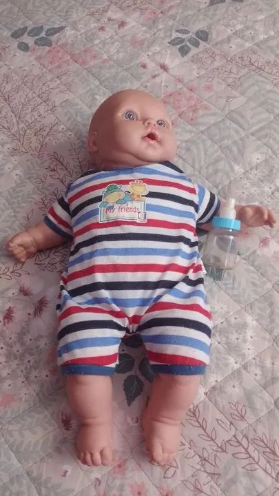 Boneca de bebê realista para brincar