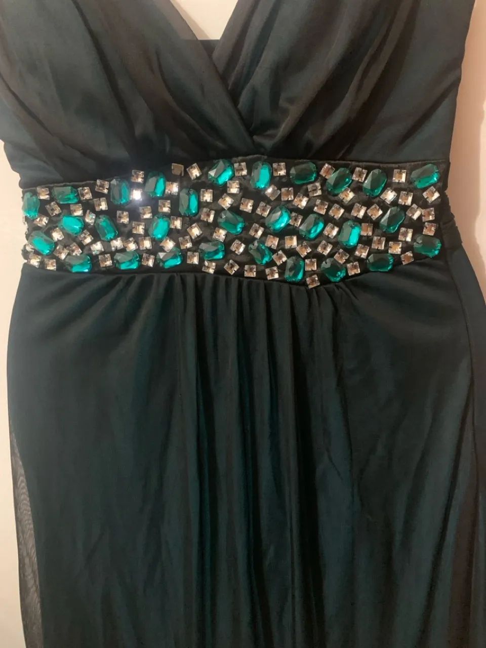 Vestido Festa longo verde para festa com pedrarias - Foto 3