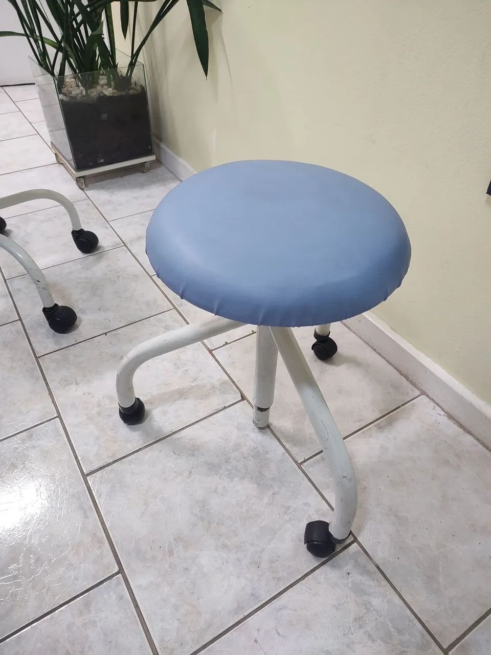 Banqueta com Rodinhas