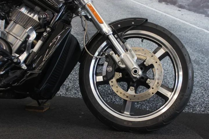 HARLEY DAVIDSON V-ROD MUSCLE 2014 - Foto 13