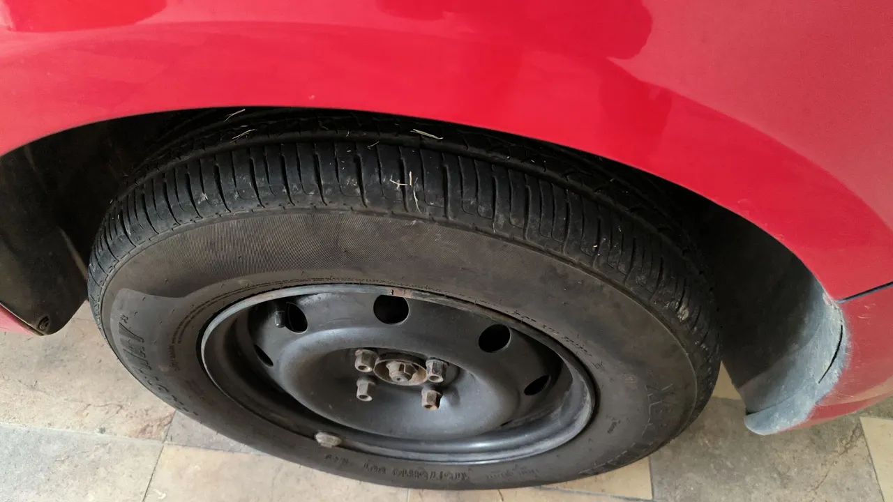Sandero 2011 vermelho 1.0 flex Aceito Trocas! - Foto 2