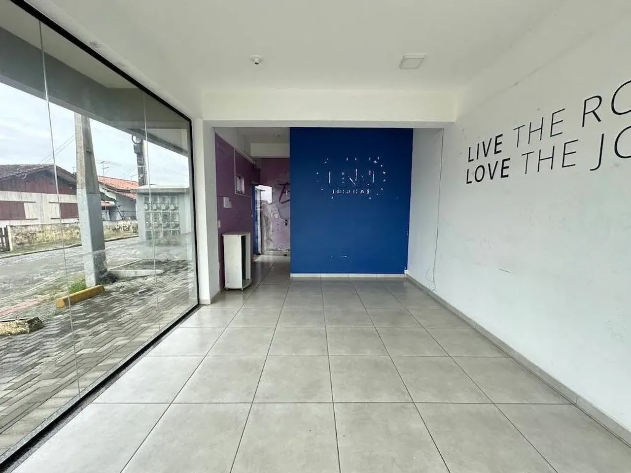 Prédio Comercial com 217m², à venda em Balneário Barra do Sul - Costeira - Foto 5