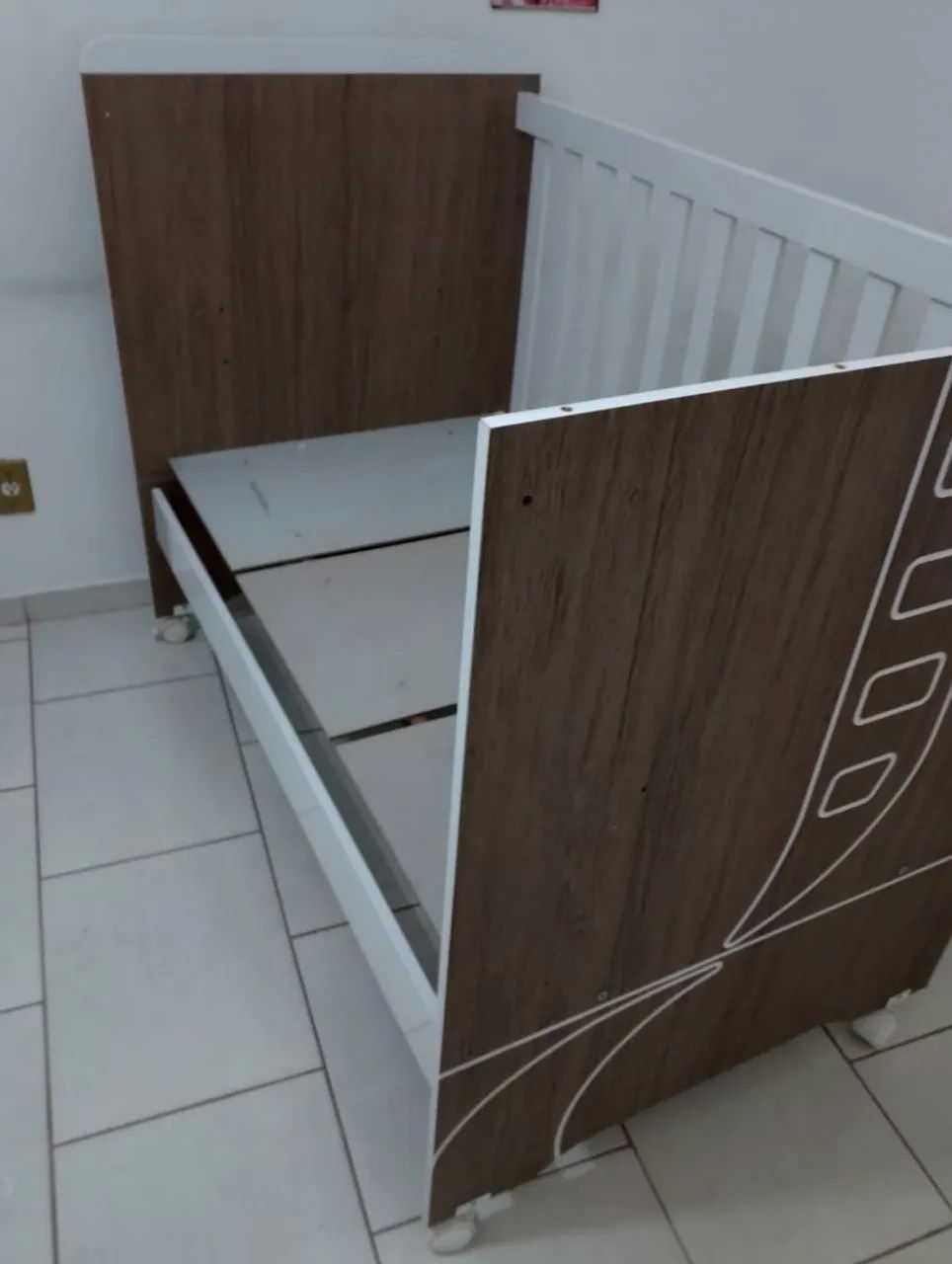 Berço Infantil + Colchão (Usados) 