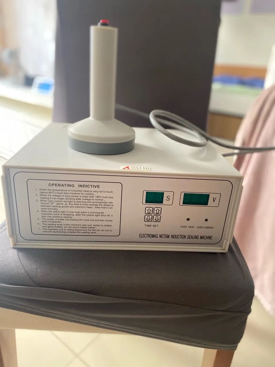 Seladora De Indução Magnética Manual- Rg-500a - 500w