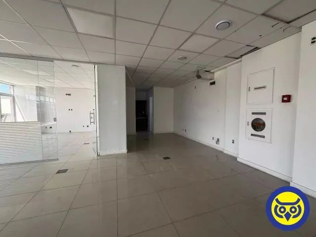 Andar corporativo para aluguel, no Bairro Trindade, com 225m² área util, área externa - Foto 9