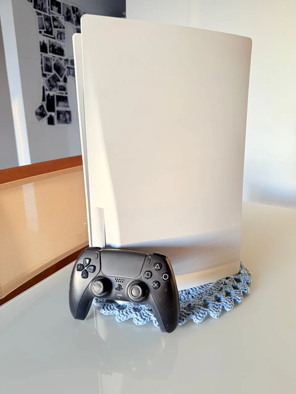 PlayStation 5 (PS5) + DualSense