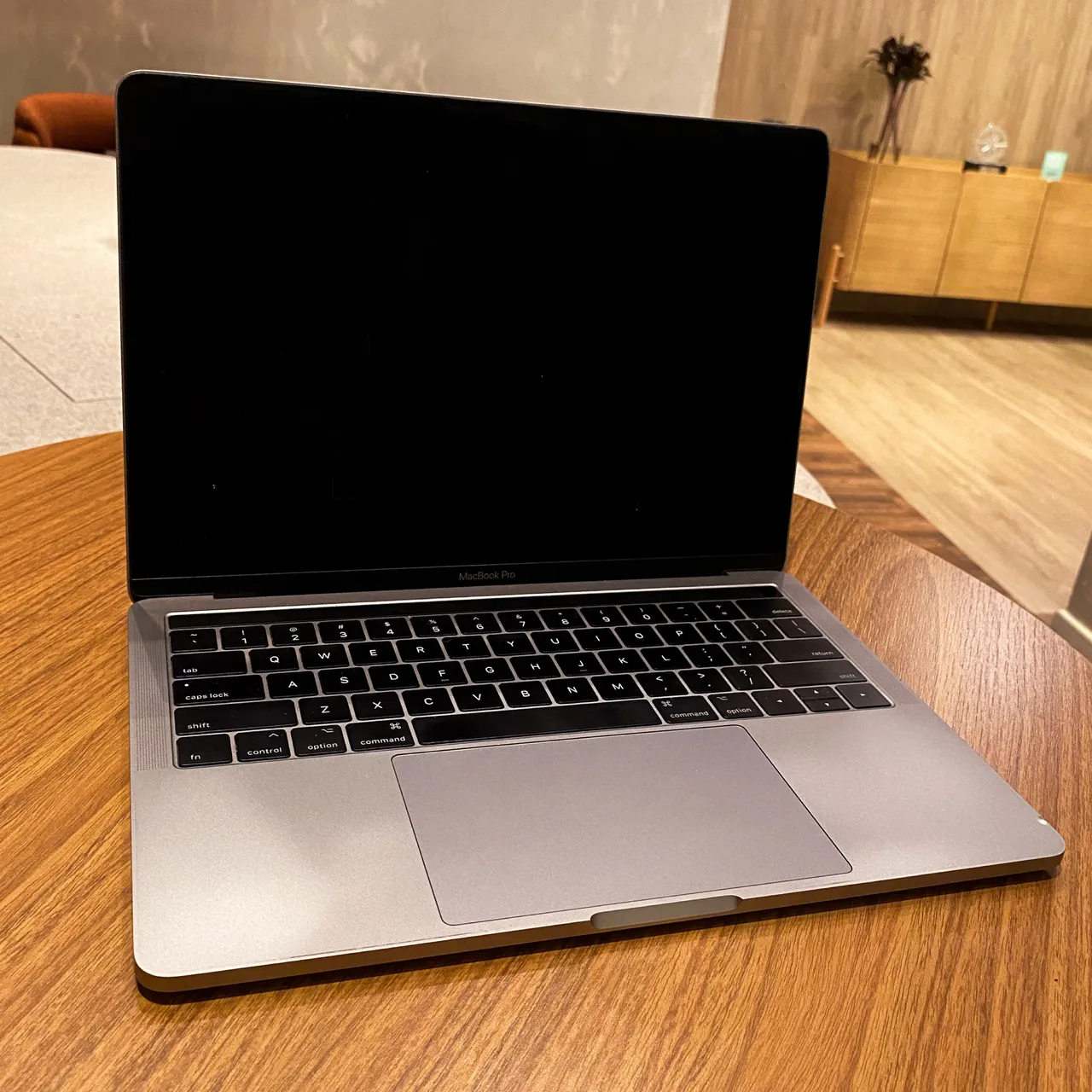 macbook pro 13 2016