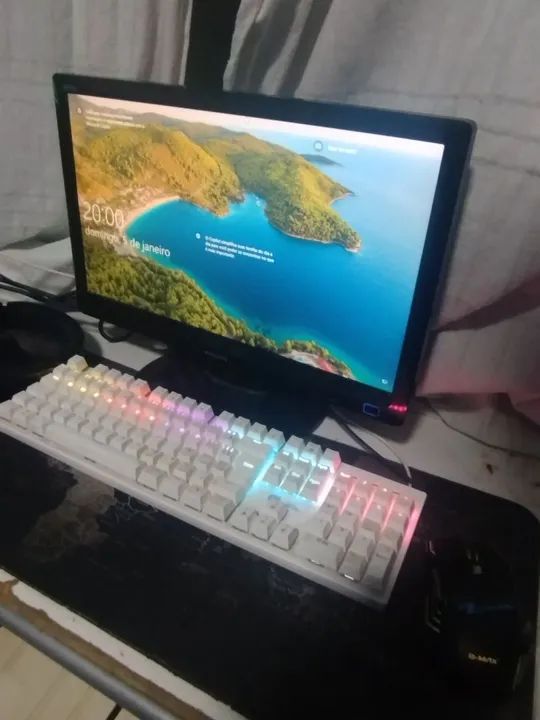 Cpu gamer e peças pra rodas todos os jogos da atualidade Teclado Mecânico Gamer RGB - Foto 6
