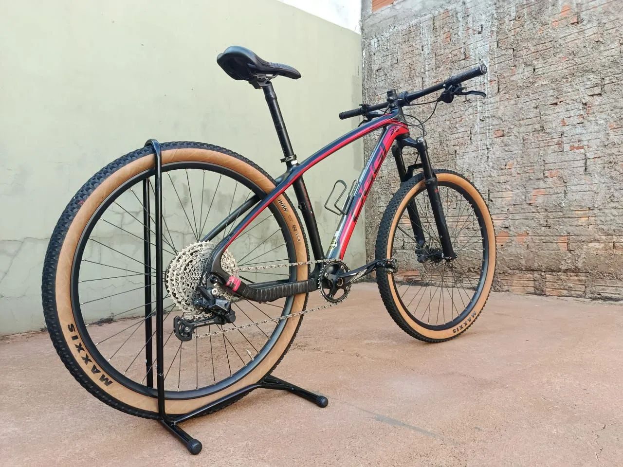 Bicicleta MTB Aro 29 - Foto 3