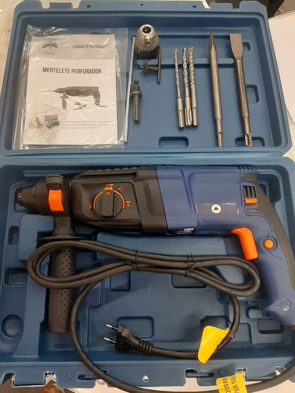 Furadeira e Martelete Rompedor 1200W SDS COM ACESSÓRIOS 