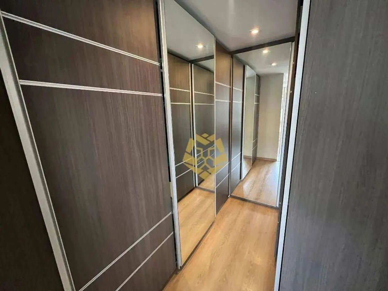 Excelente casa com 3 dormitórios para alugar por R$ 12.160/mês - São Braz - Curitiba/PR - Foto 5