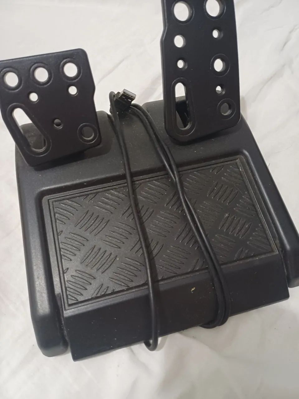 Volante e pedal para PC e Xbox - Foto 4