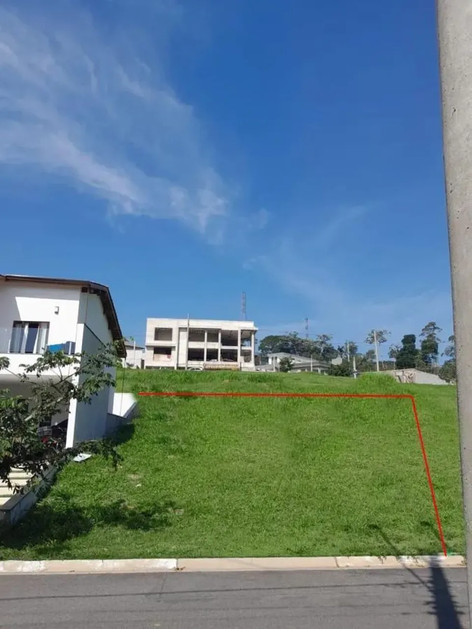 Terreno no condomínio Veneza em Mogi das Cruzes
