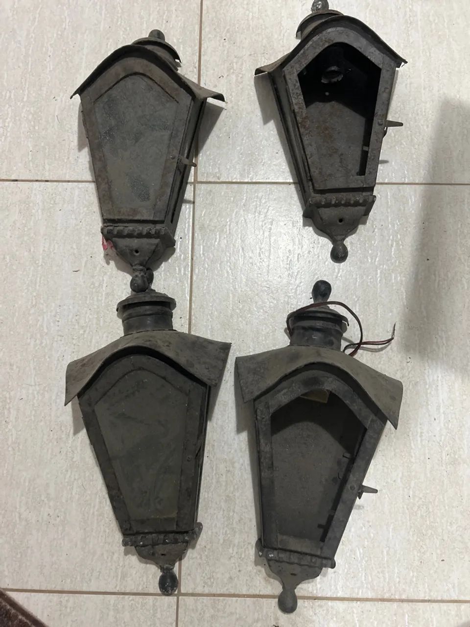 4 arandelas coloniais antigas