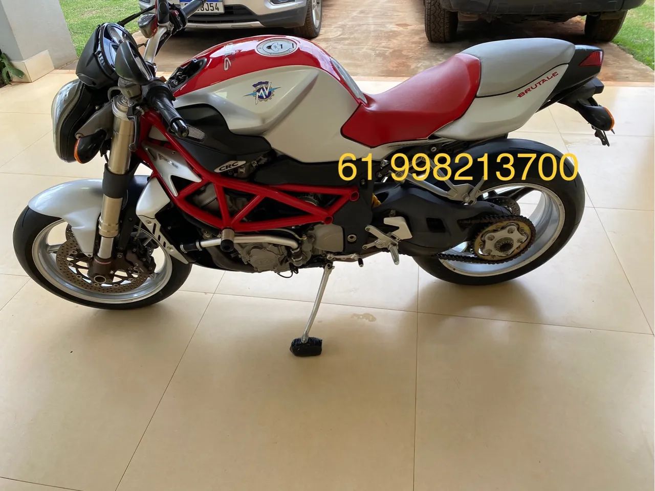 MV AGUSTA BRUTALE 910 - Impecável - Foto 3