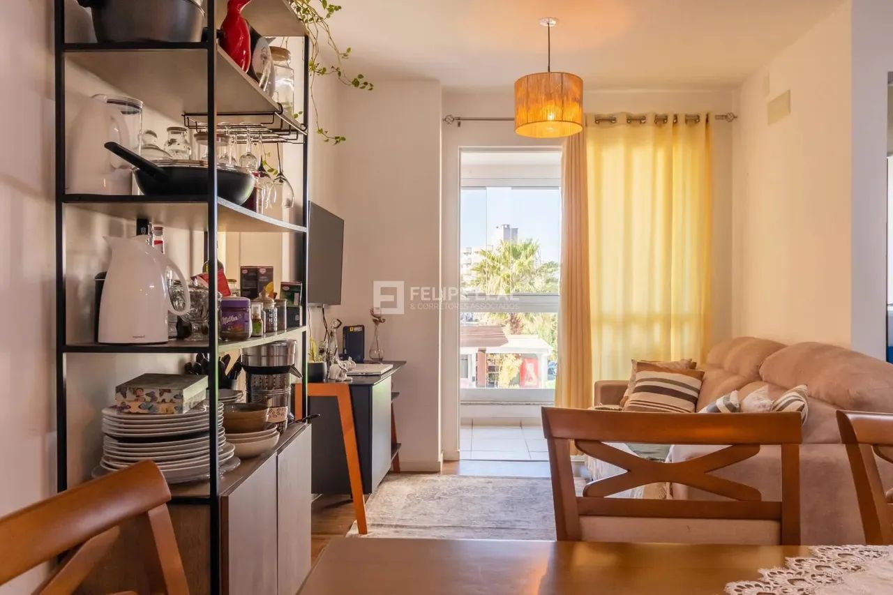Apartamento em Praia Comprida - São José, SC - Foto 2