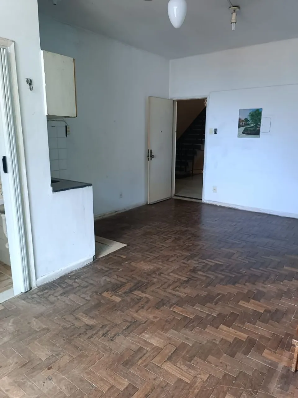 VENDE-SE APTO NO CENTRO. PREÇO BAIXOU R$85.000 .OPORTUNIDADE