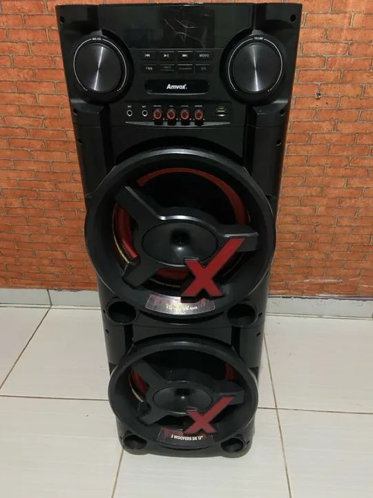Vendo Caixa de Som Amvox com 2 Woofers de 12"