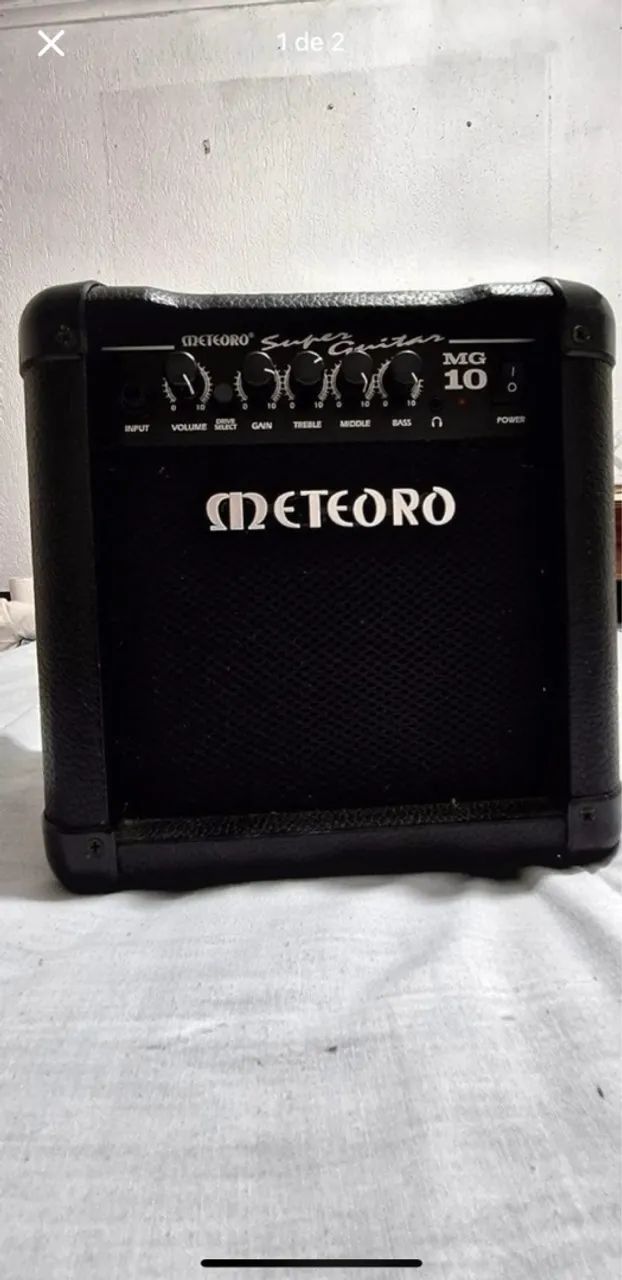 Amplificador Meteoro MG10 e microfone com fio