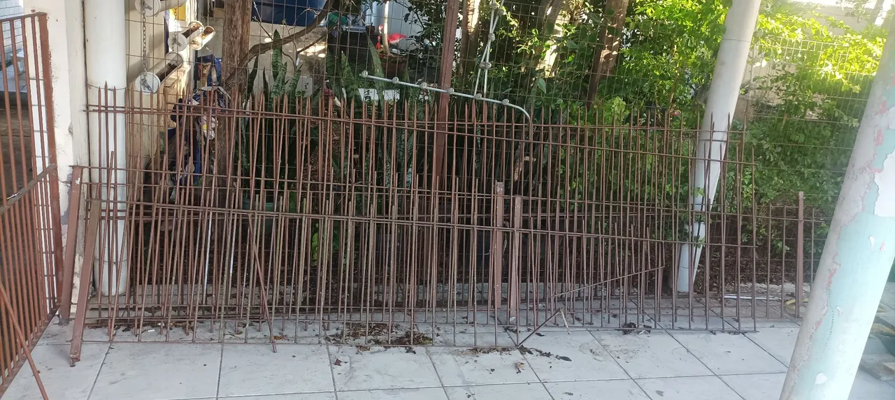 Cercas de ferro para área externa