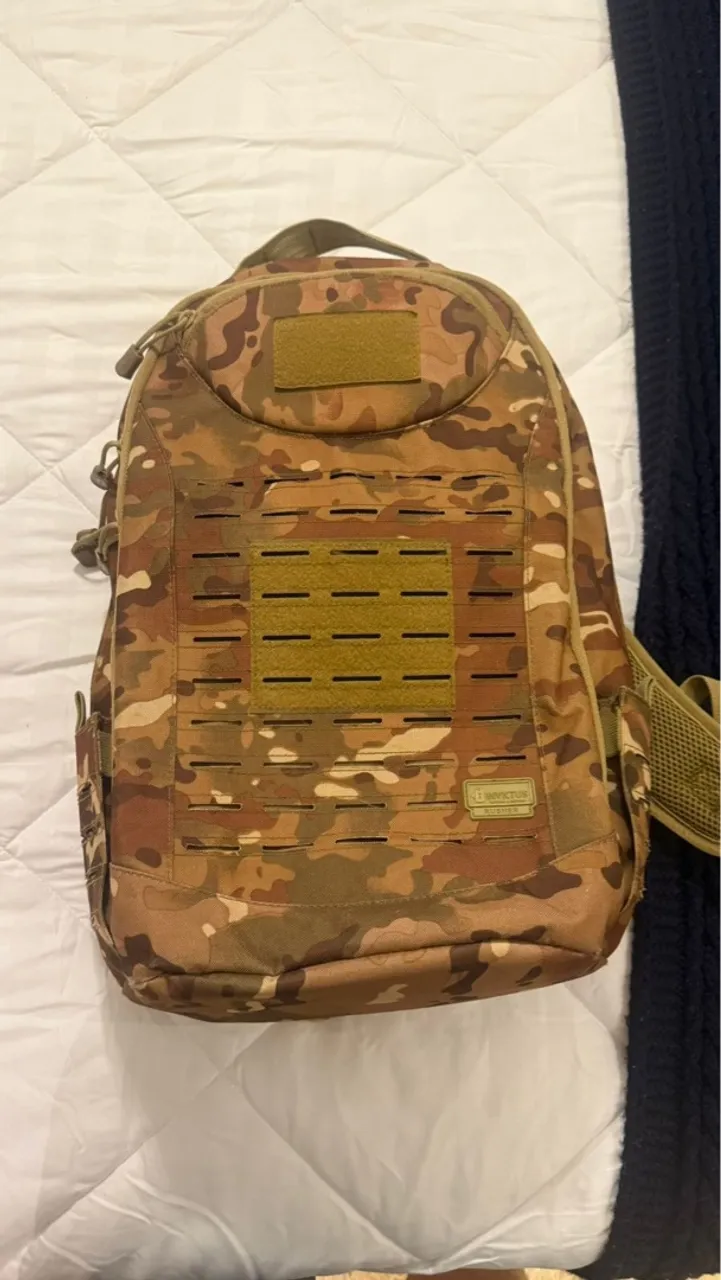Mochila Tática Camuflada - Invictus