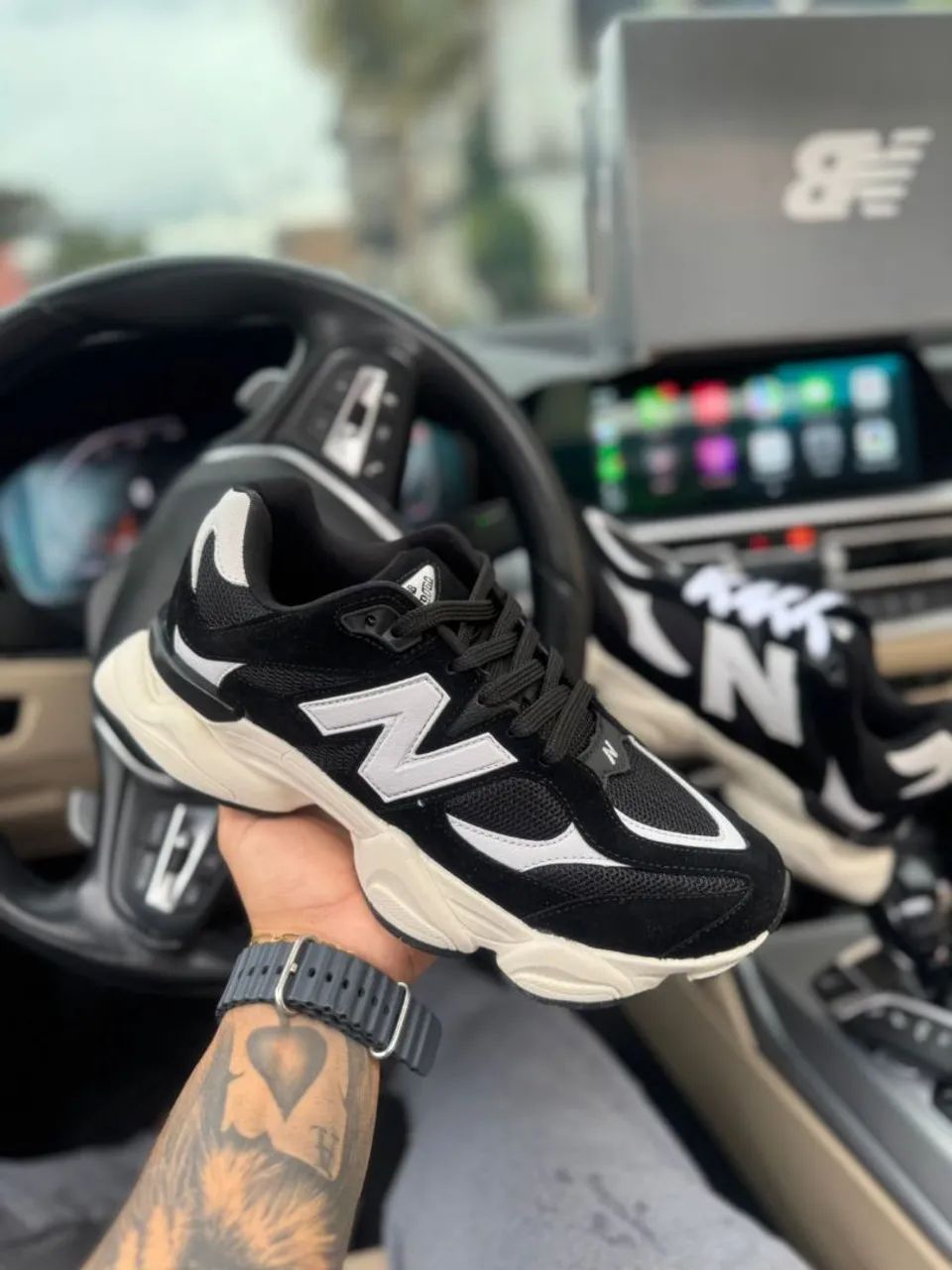 Tênis New Balance 9060 - Black/White