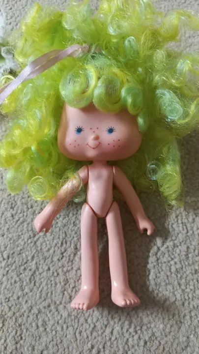 Boneca moranguinho sorvetinho de limão  - Foto 2