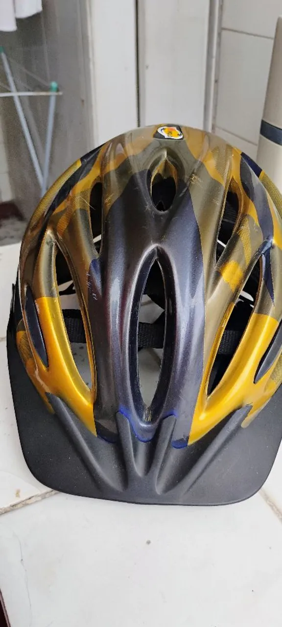 Capacete Infantil em.bom.estado.para.proteção das crianças quando.for.pedalar.