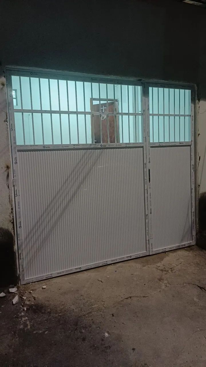 Portão de alumínio e porta para sua casa  - Foto 2