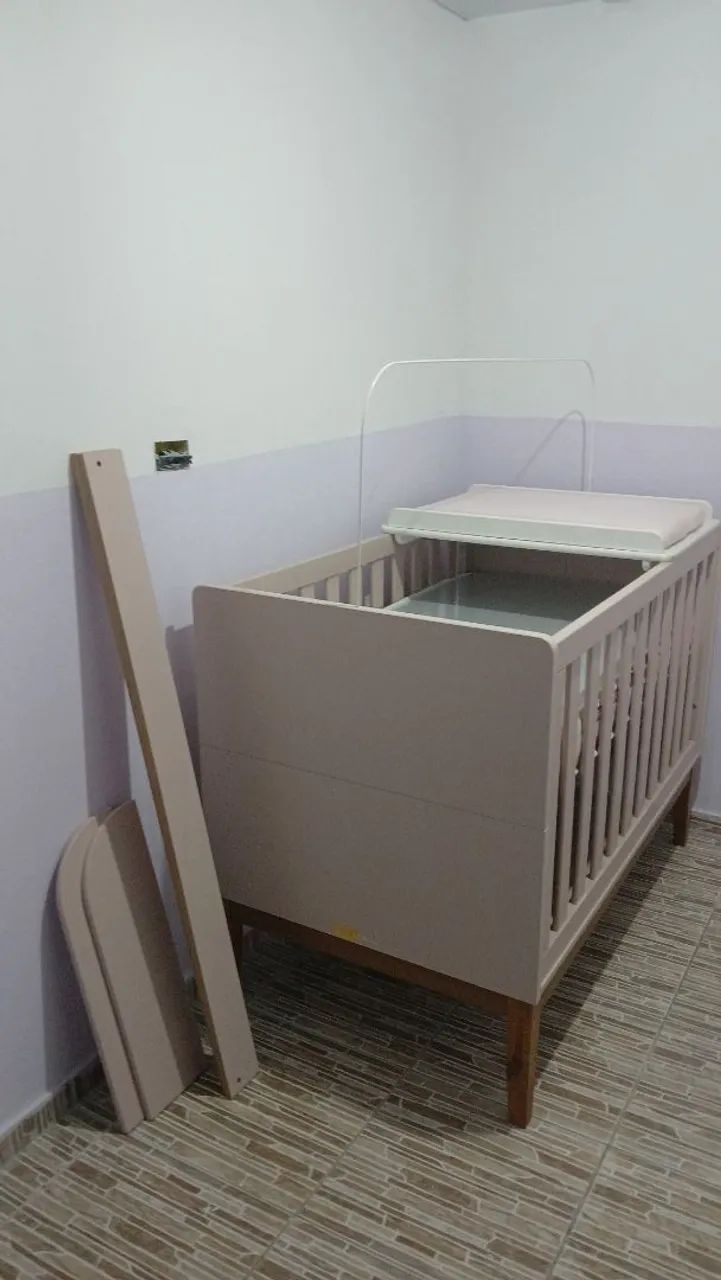 Berço com Trocador para Bebê