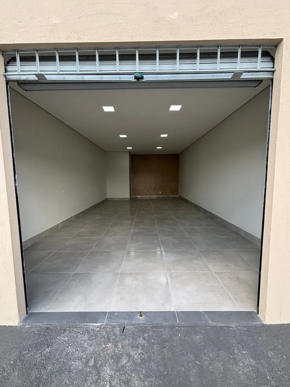 Sala comercial no Dr. Fábio Leite II