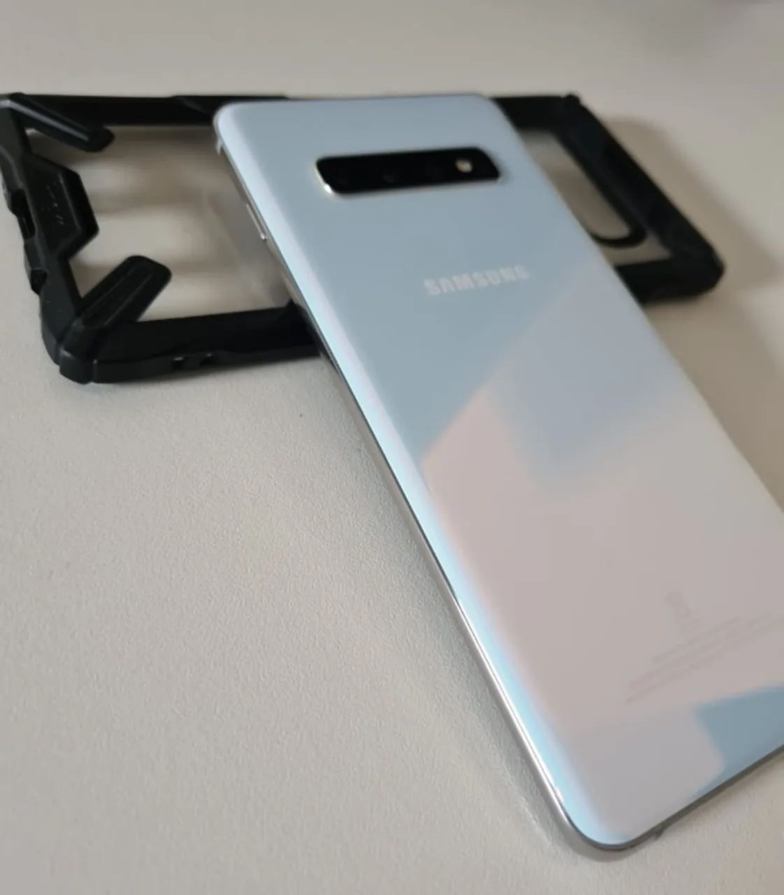 Samsung Galaxy S10 Plus - Celulares e Smartphones - Universitário