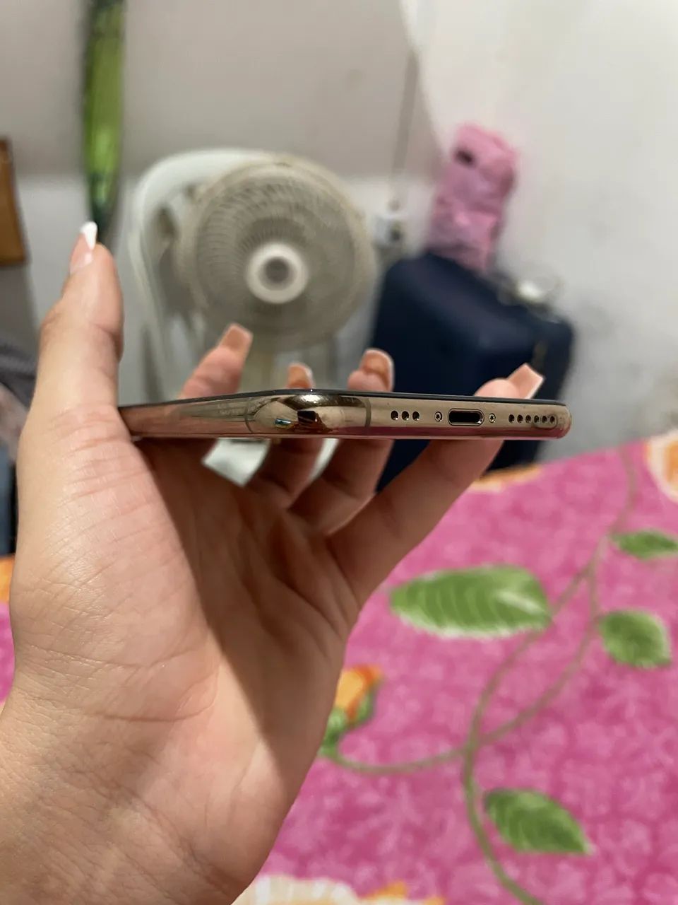 iPhone Xs 63825081621377122