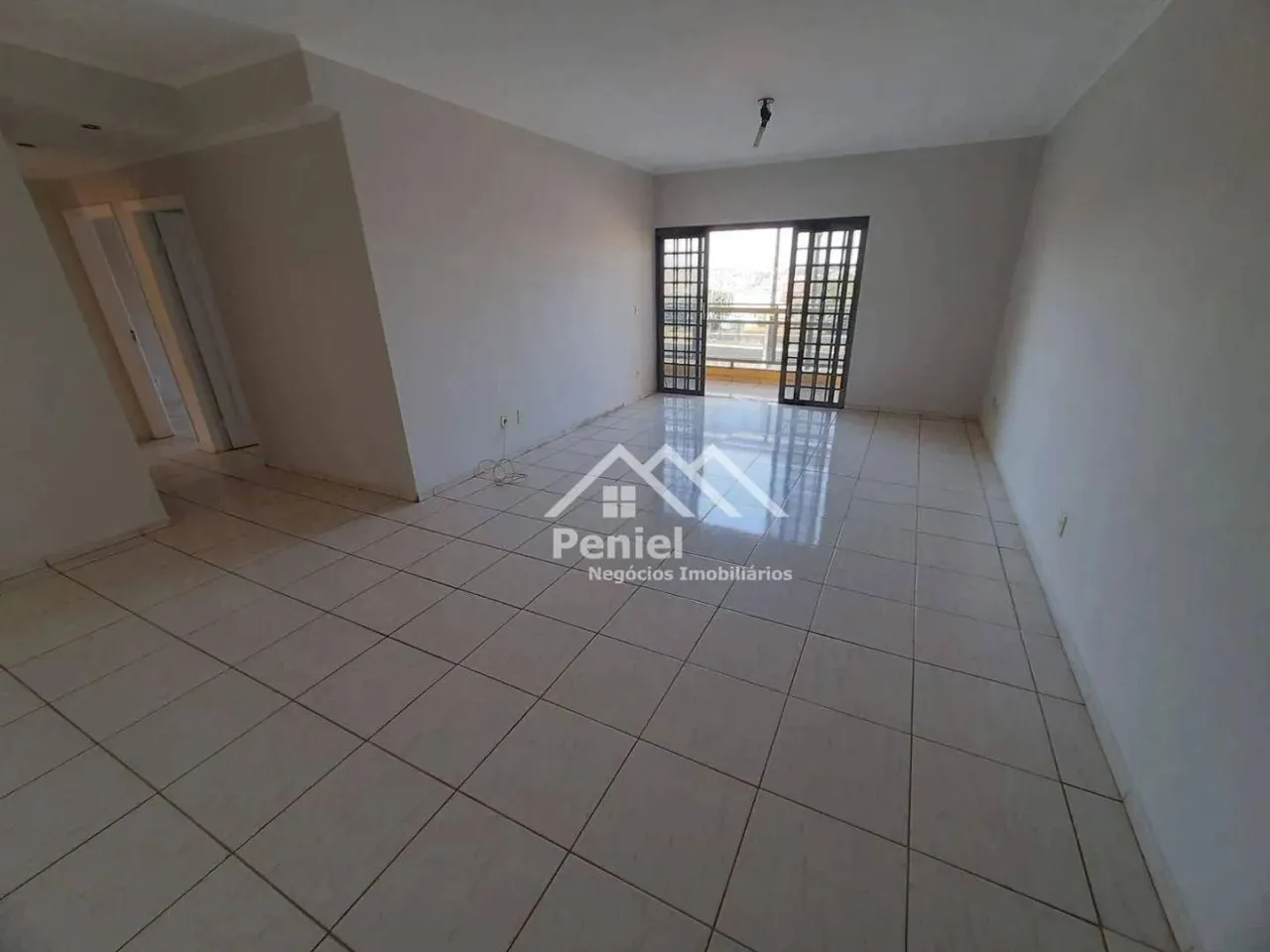 Apartamento com 3 dormitórios à venda no Condomínio Residencial Sevilha, 100 m² por R$ 325