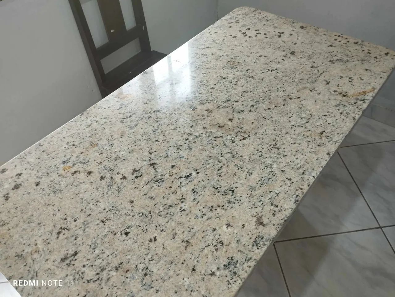 Essa é sua chance de ter uma mesa nova e barata!!!