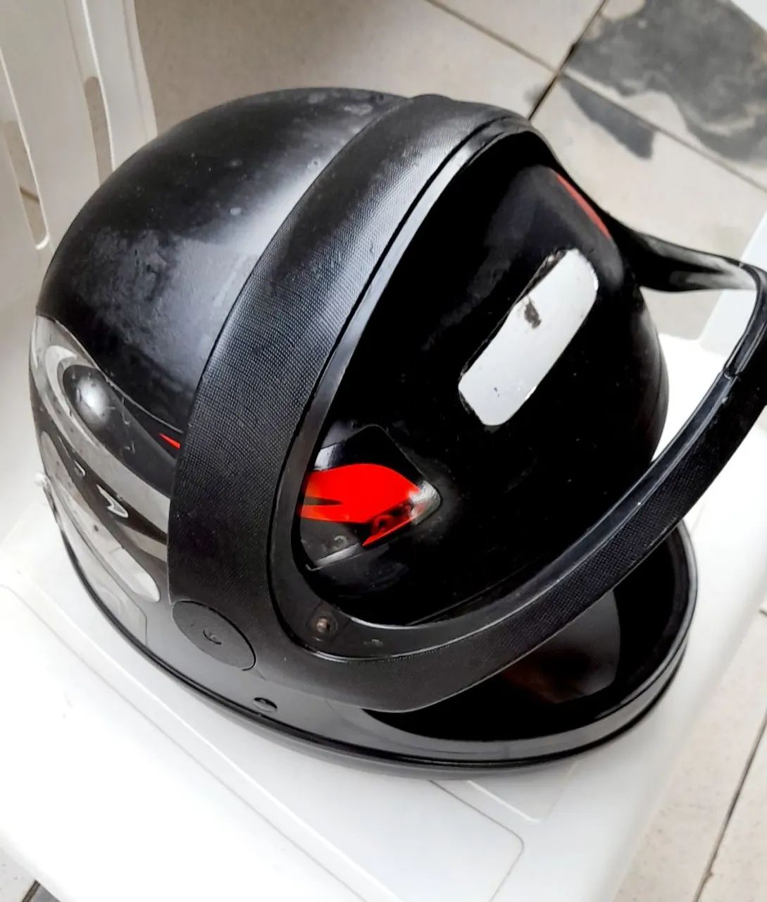 Capacete quebra galho R$20,00 - Foto 2