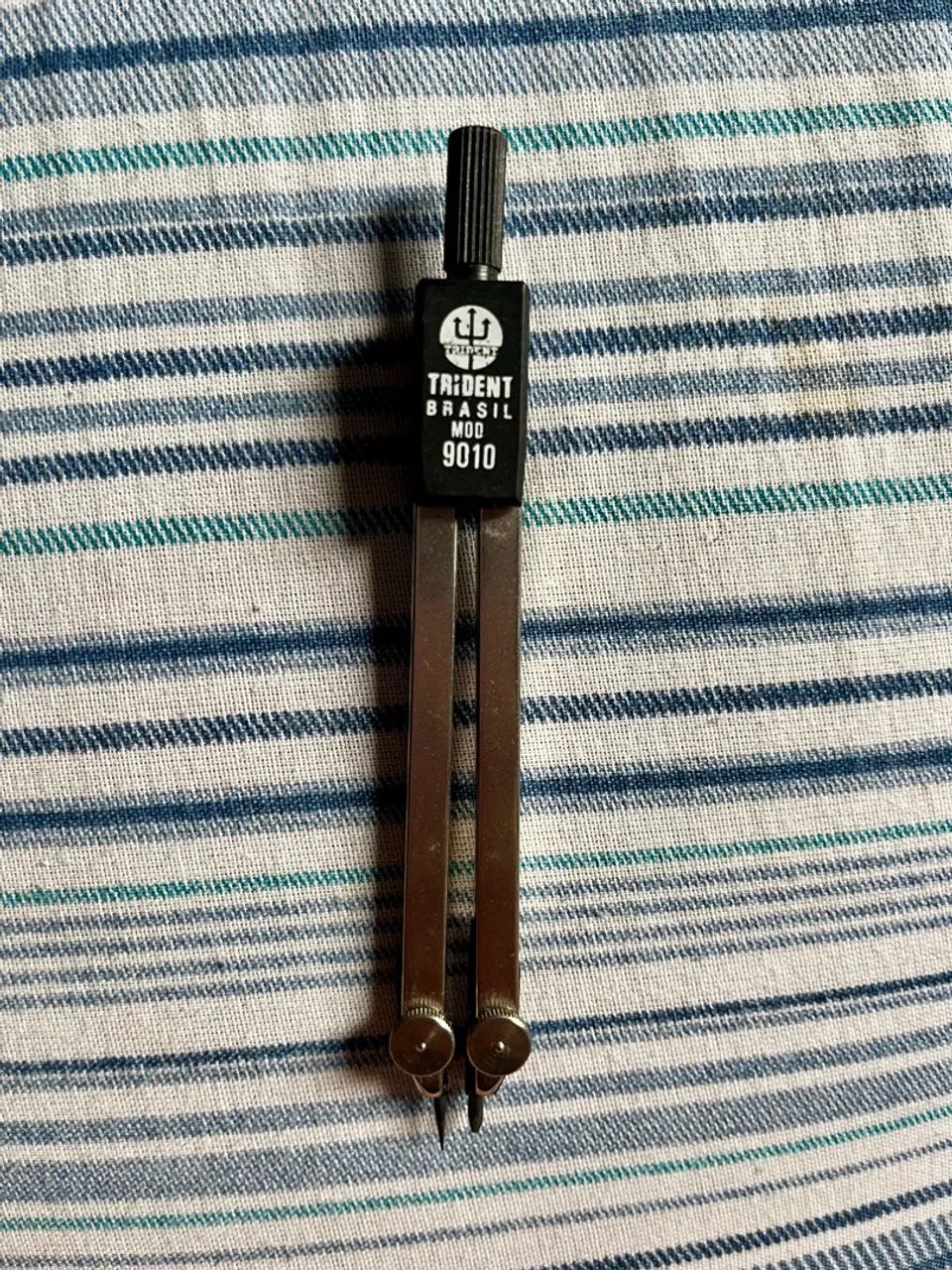 compasso projetista trident mod 9010. usado poucas vezes. não acompanha caixinha original. - Foto 2