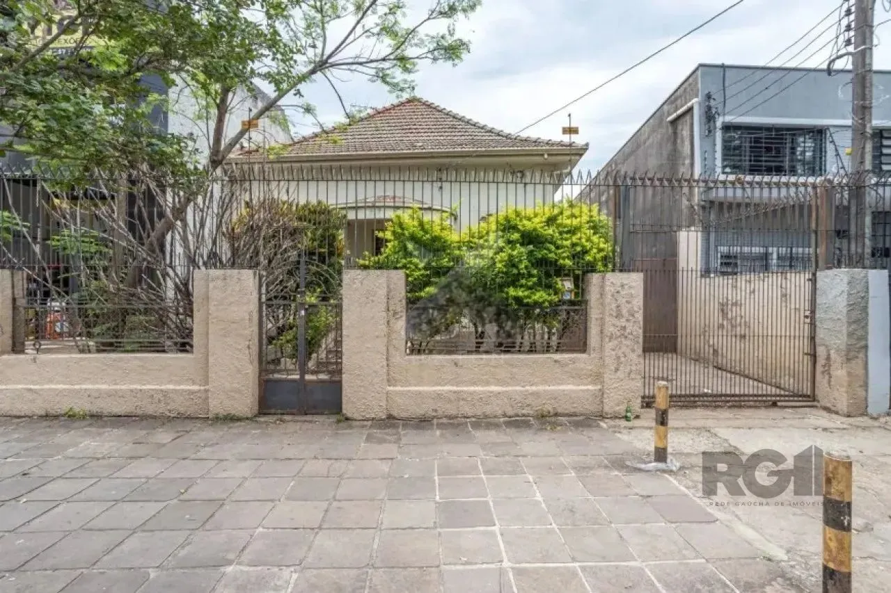 Edifício para Alugar no Bairro Floresta com Área de 180 m² para Locação