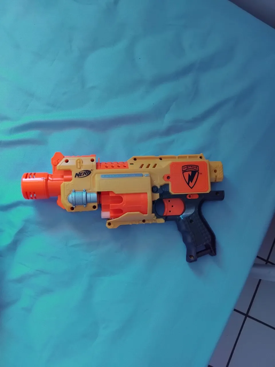 Nerf N-Strike Elite Strongarm