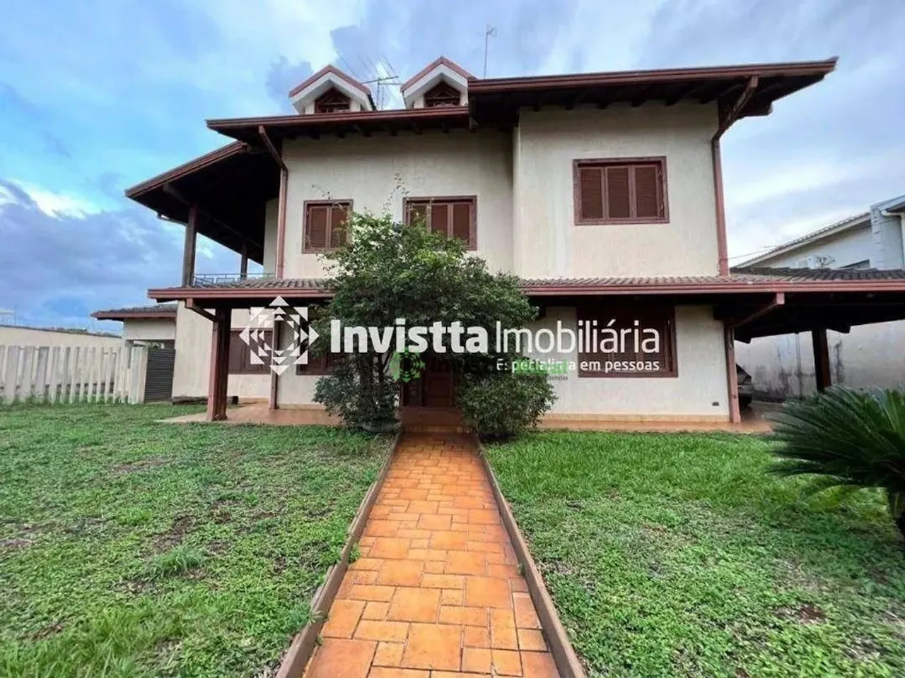 Sobrado Residencial à venda, Plano Diretor Norte, Palmas - SO0393.